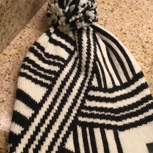 True Religion Men’s  Knit Beanie w/Pom